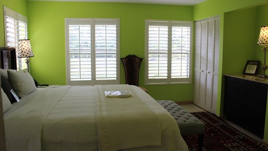 Villa LA Room 2 10