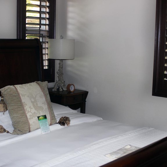 Villa Newport Room 3 3