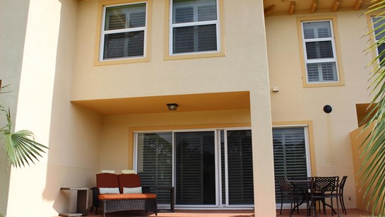 Villa LA Common 18