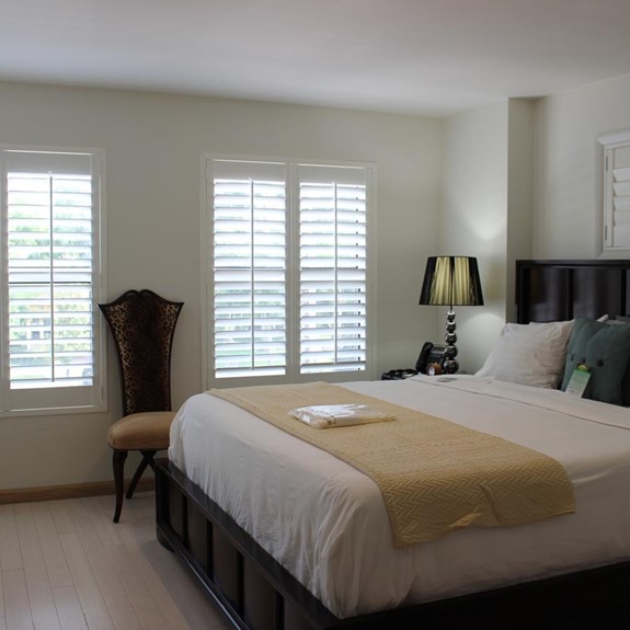 Villa LA Room 1 7