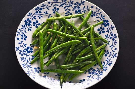 Sesame Green Beans (Raw & Vegan)