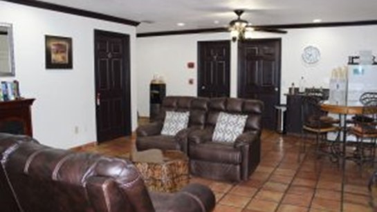 Casa Grande Common 11 300X200