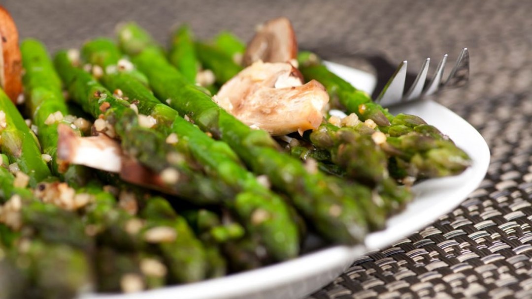 Asparagus Crimini Mushroom Salad